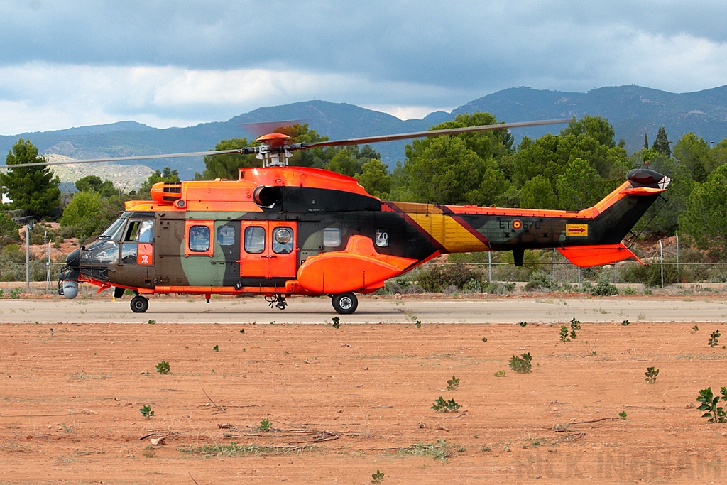 Eurocopter AS532AL Cougar - HU.27-03 / ET-670 - Spanish Army