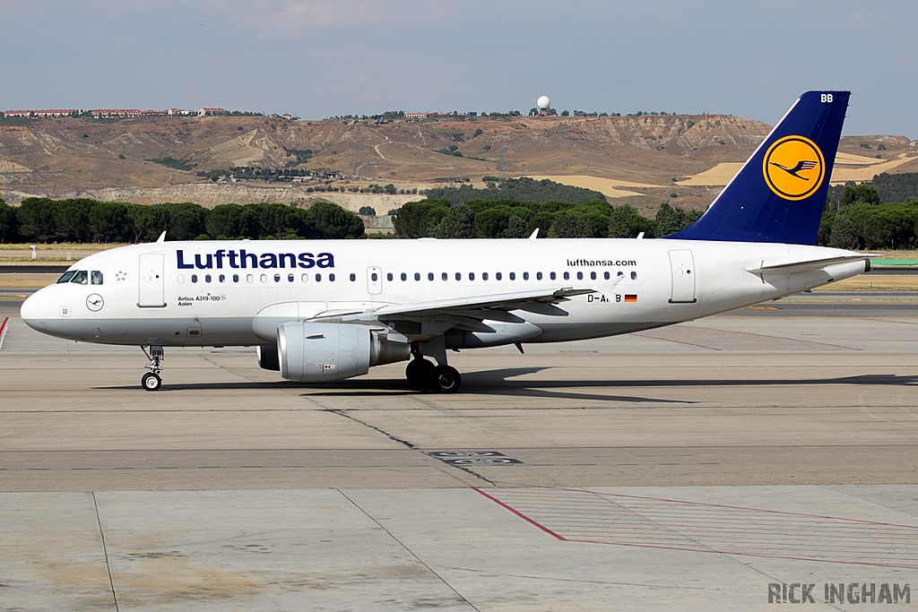 Airbus A319-112 - D-AIBB - Lufthansa