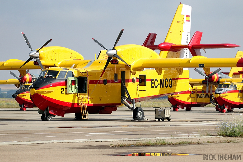 Canadair CL-415 - EC-MCQ - Inaer