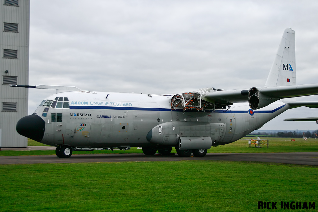 Lockheed C-130K Hercules W2 - XV208 'Snoopy' - RAF