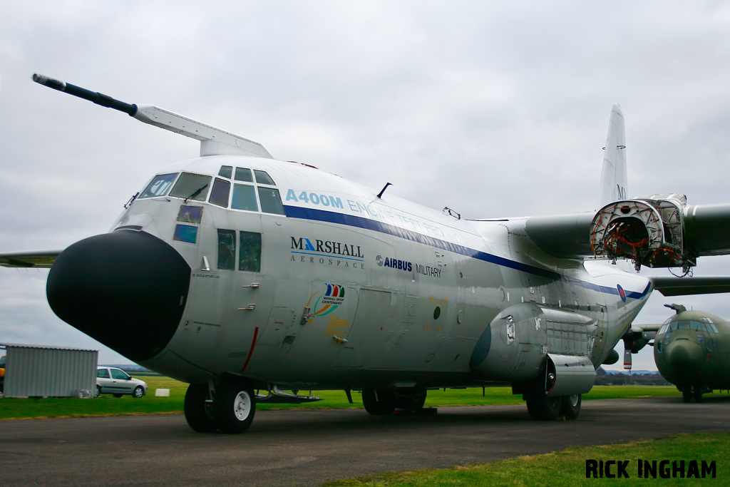 Lockheed C-130K Hercules W2 - XV208 'Snoopy' - RAF