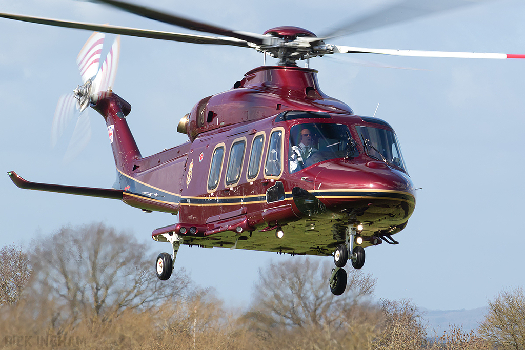 AgustaWestland AW139 - G-XXEF - Kings Helicopter Flight