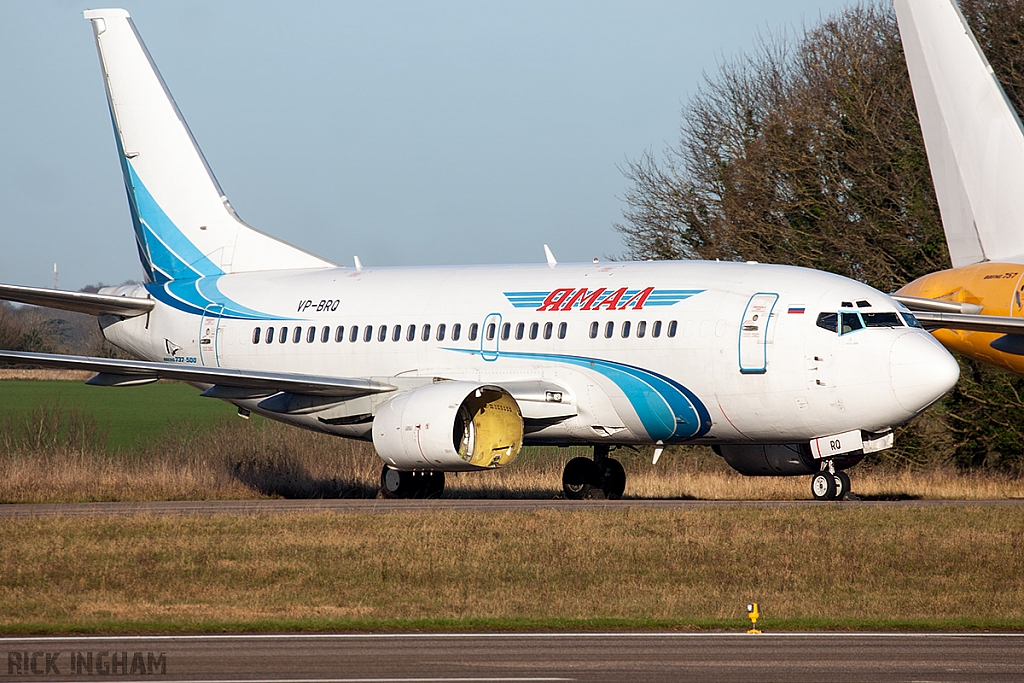 Boeing 737-528 - VP-BRQ - Yamal Airlines