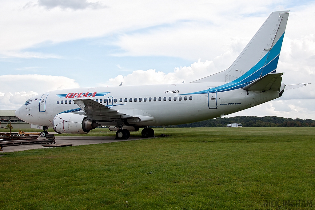 Boeing 737-528 - VP-BRU - Yamal Airlines