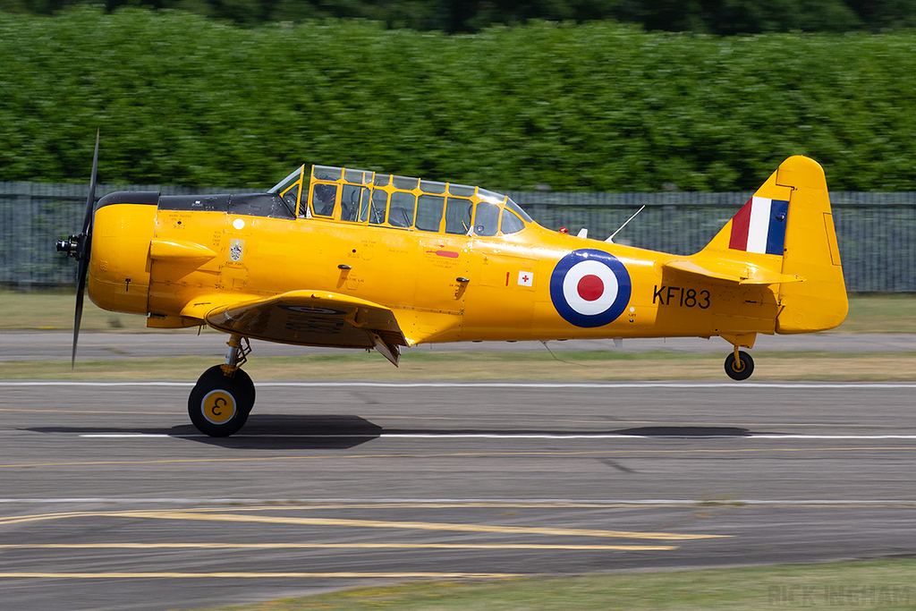 North American Harvard IIb - KF183 / G-CORS