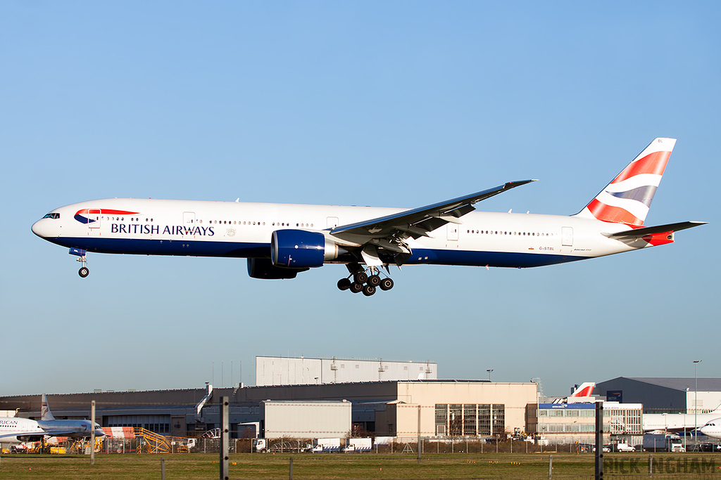Boeing 777-336ER - G-STBL - British Airways