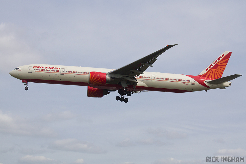 Boeing 777-337ER - VT-ALW - Air India