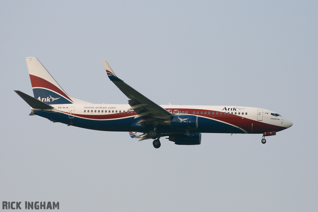 Boeing 737-86NWL - 5N-MJN - Arik Air