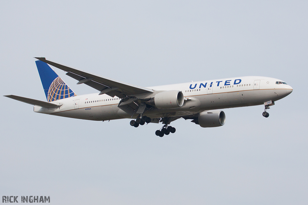 Boeing 777-222 - N781UA - United Airlines