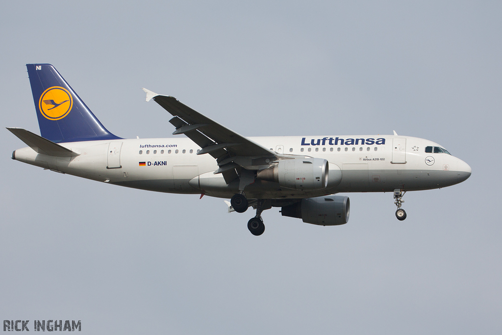 Airbus A319-112 - D-AKNI - Lufthansa