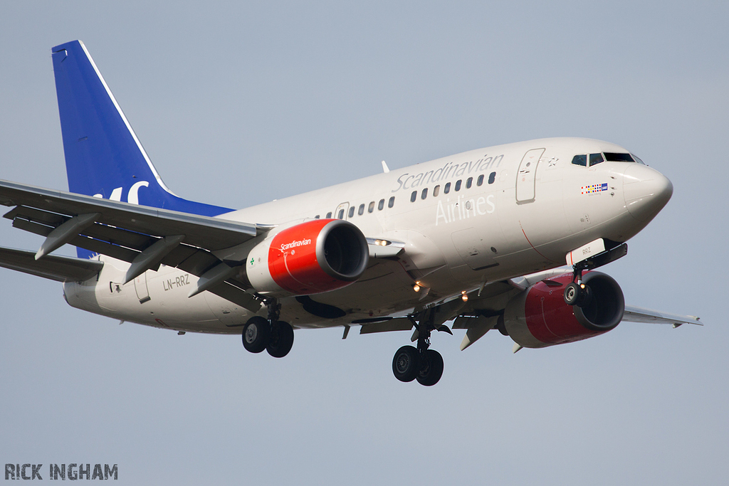 Boeing 737-683 - LN-RRZ - Scandinavian Airlines