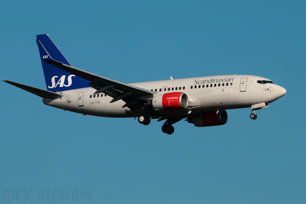 Boeing 737-705 - LN-TUK - Scandinavian Airlines