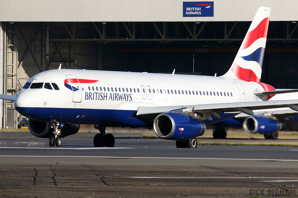 Airbus A320-232 - G-EUYN - British Airways