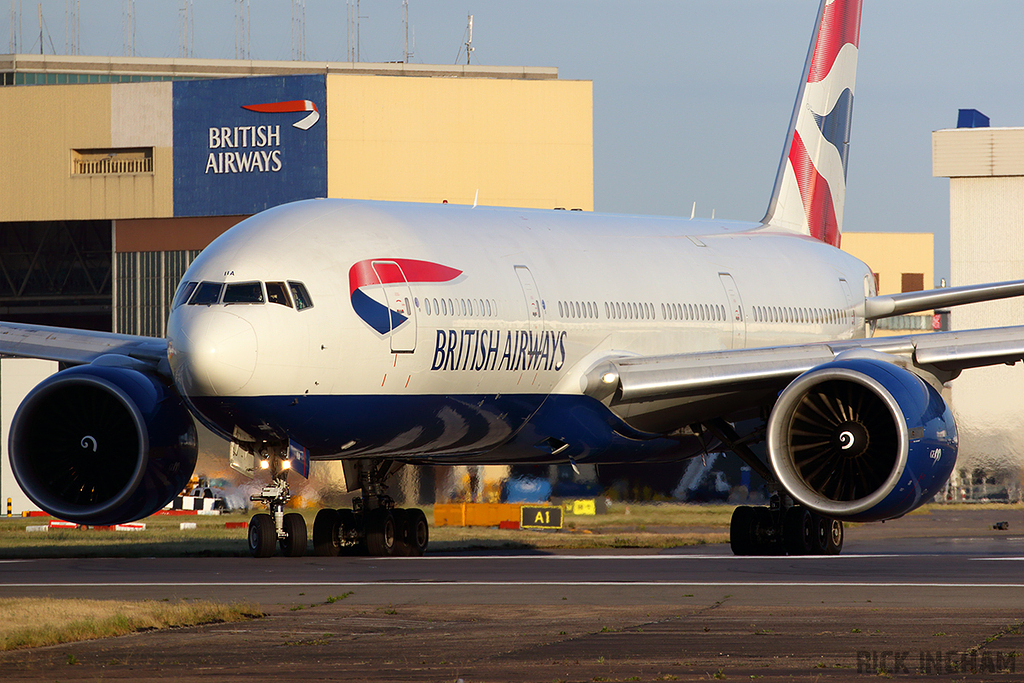 Boeing 777-236ER - G-VIIA - British Airways