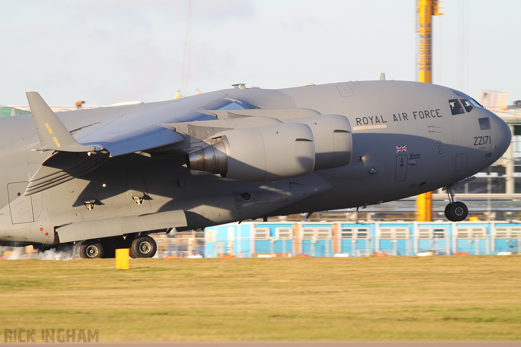 Boeing C-17A Globemaster III - ZZ171 - RAF