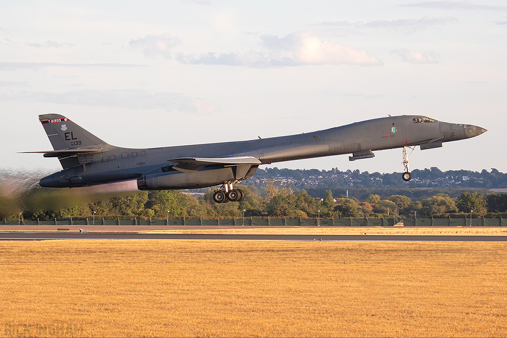 Rockwell B-1B Lancer - 86-0139 - USAF