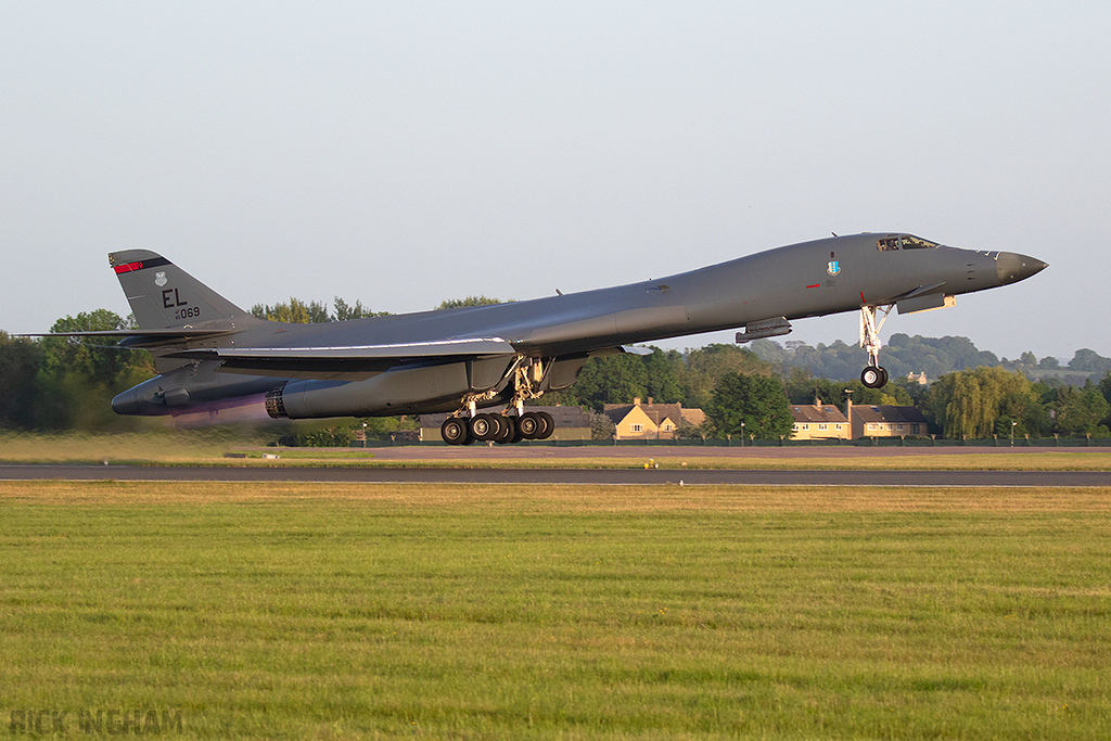 Rockwell B-1B Lancer - 85-0069 - USAF