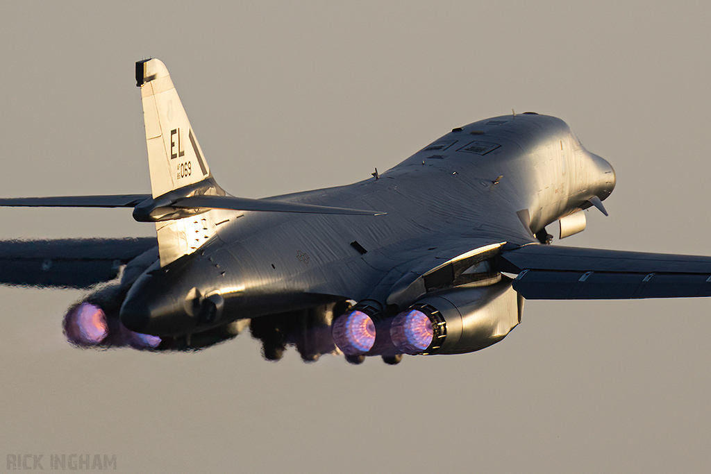 Rockwell B-1B Lancer - 85-0069 - USAF