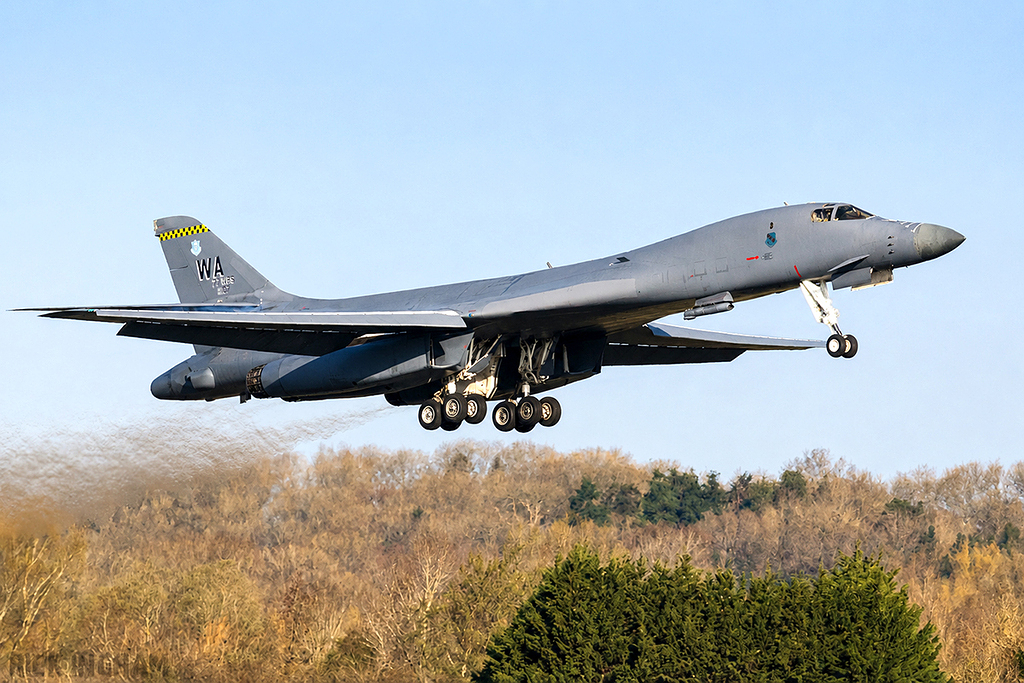 Rockwell B-1B Lancer - 86-0107 - USAF