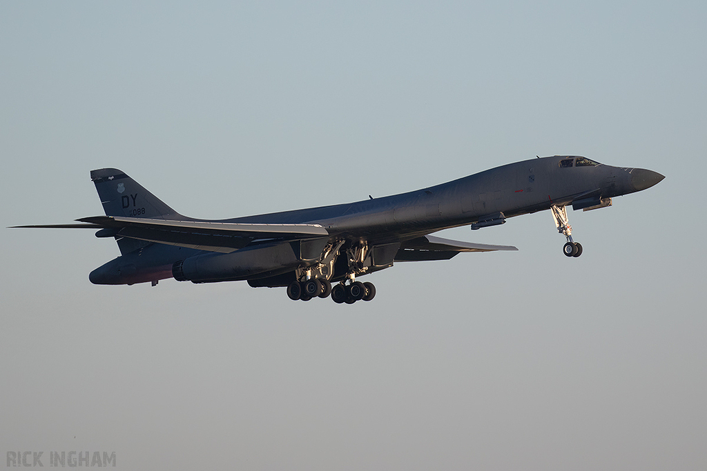 Rockwell B-1B Lancer - 85-0088 - USAF