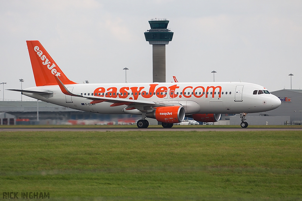 Airbus A320-214 - G-EZWH - EasyJet