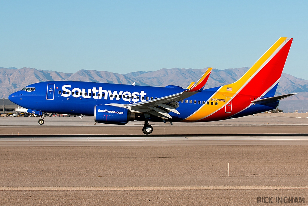 Boeing 737-7H4(WL) - N928WN - Southwest Airlines