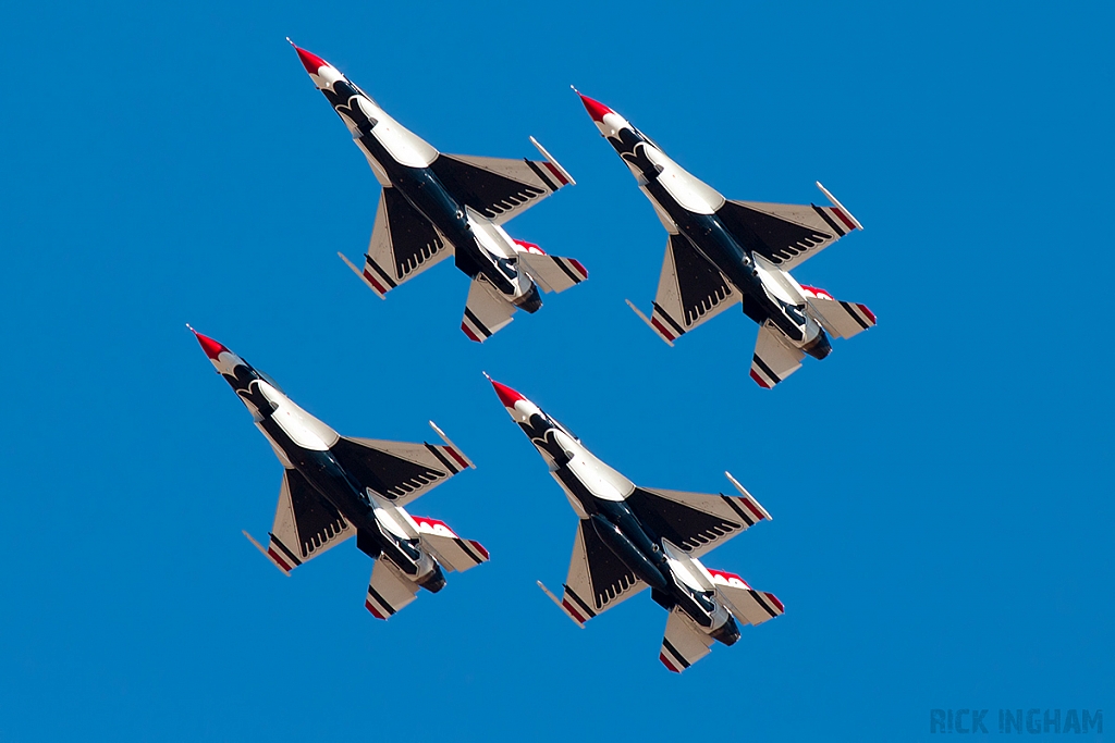 Lockheed Martin F-16C Fighting Falcon - USAF | Thunderbirds