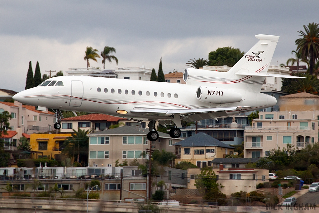 Dassault Falcon 900EX - N711T