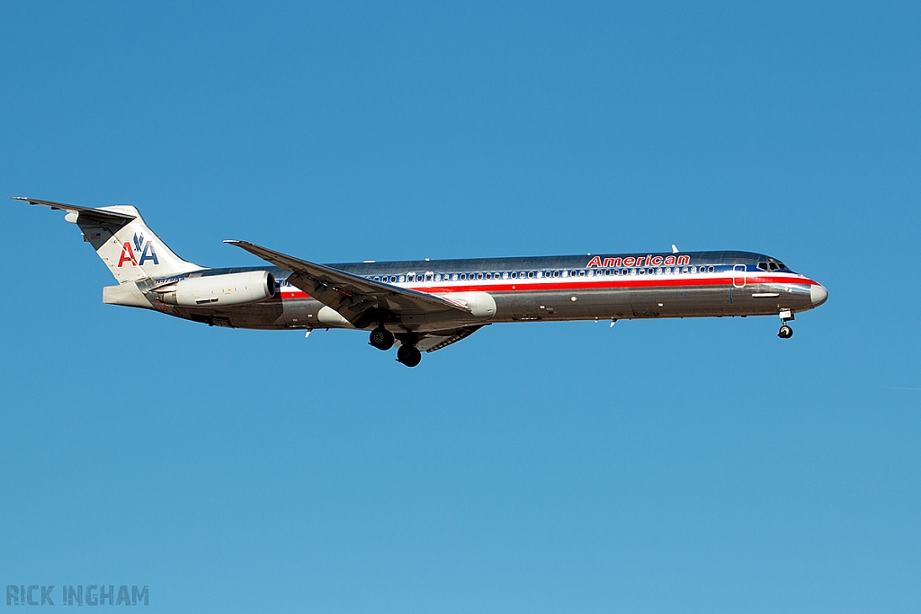 Mcdonnell Douglas DC-9-82 - N479AA - American Airlines