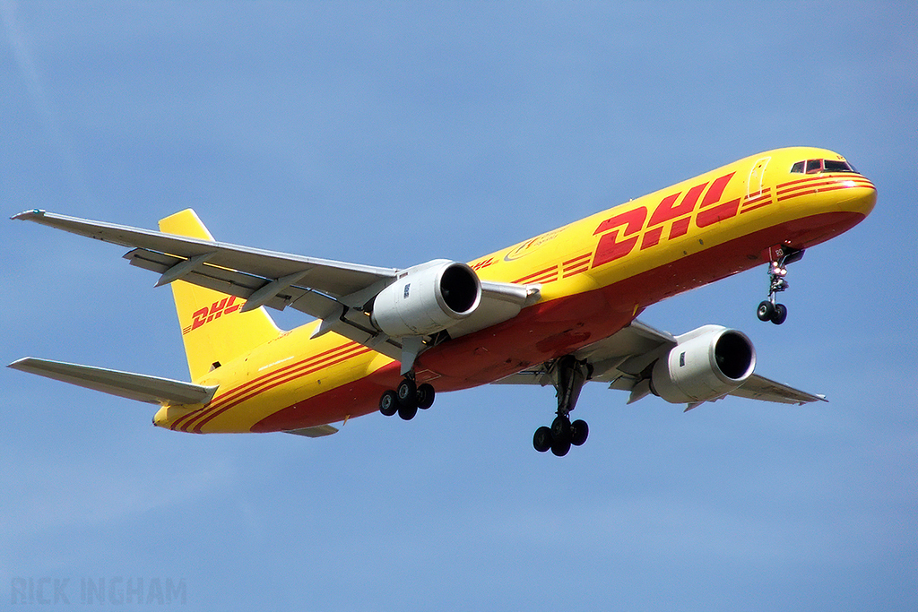 Boeing 757-236SF - G-BMRD - DHL Cargo