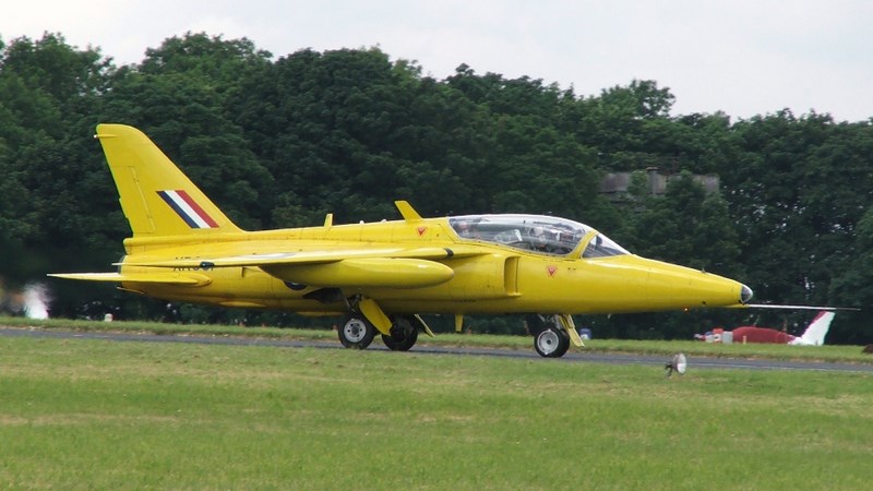 Hawker Siddeley Gnat T1 - XR992 - RAF/Yellow Jacks