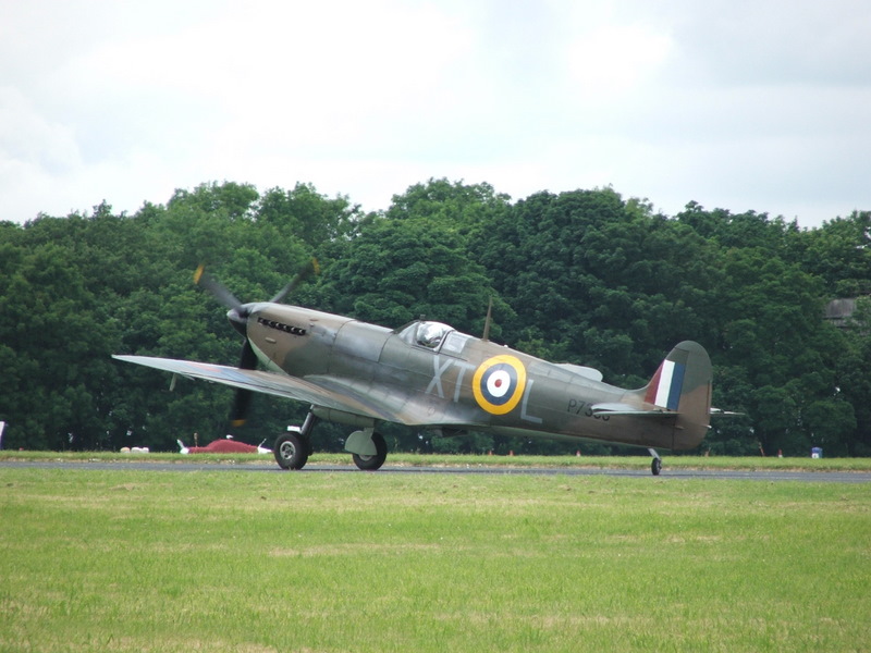 Supermarine Spitfire MkII - P7350 - RAF