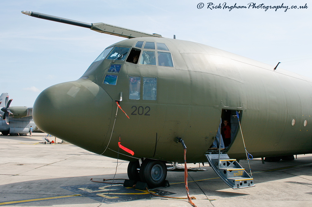 Lockheed C-130K Hercules C3 - XV202 - RAF