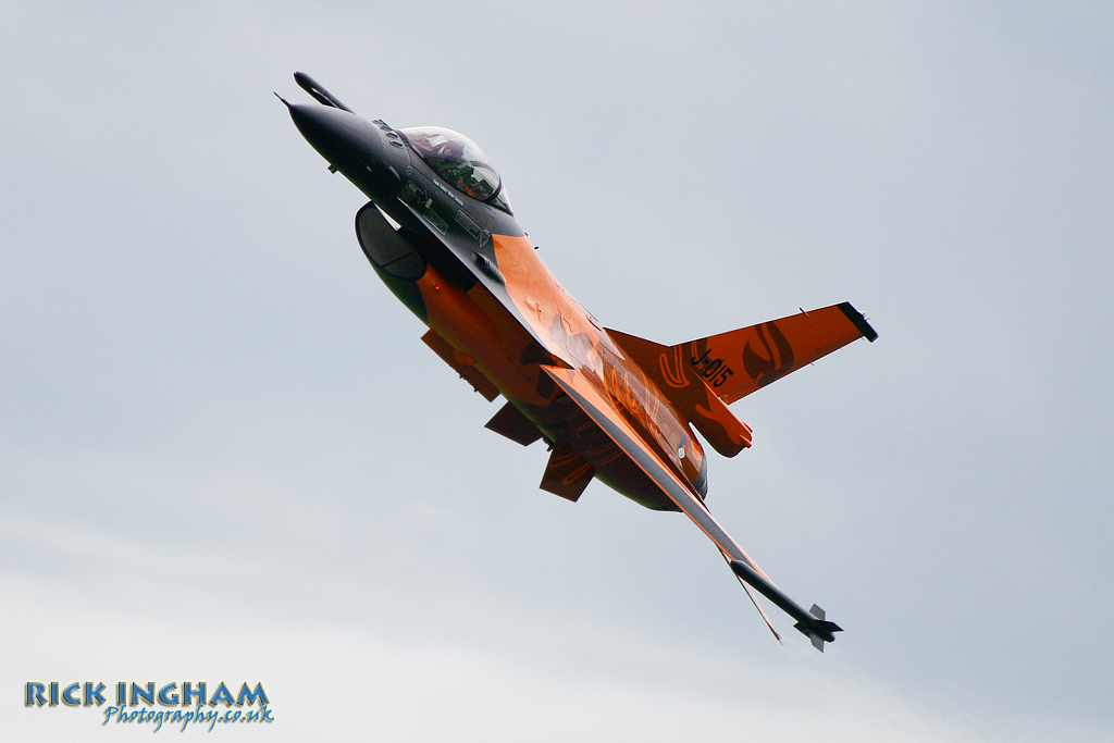 Lockheed Martin F-16AM Fighting Falcon - J-015 - RNLAF