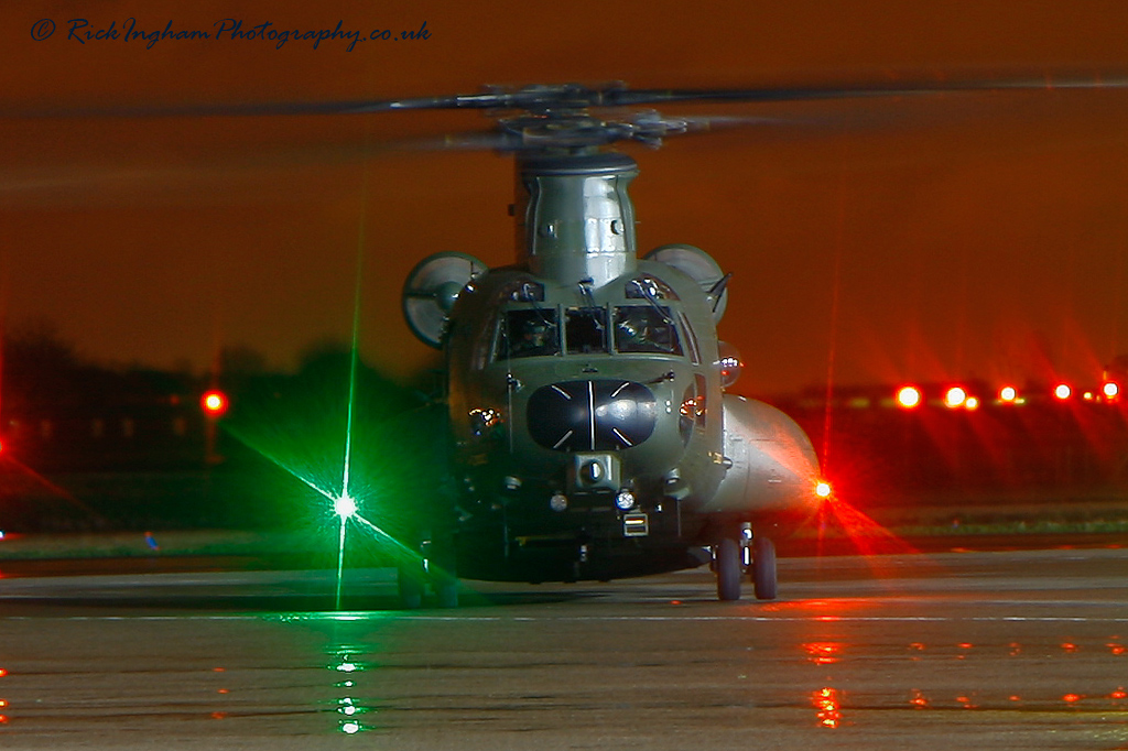 Boeing Chinook HC3 - ZH900 - RAF