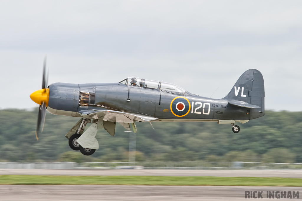 Hawker Sea Fury T20 - VX281 - Royal Navy