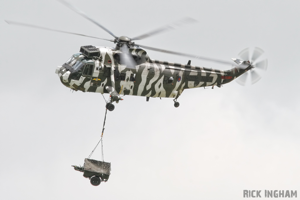 Westland Sea King HC4 - ZF115/R(WV) - Royal Navy