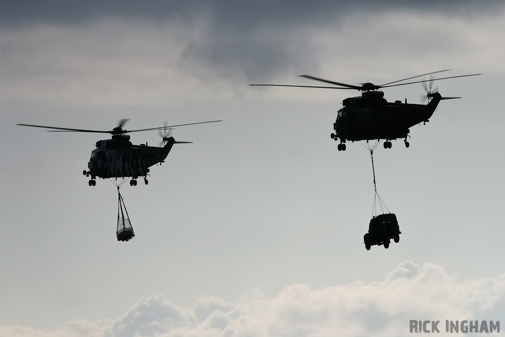 Westland Sea King HC4 - ZF115/R(WV) + ZG822/WS - Royal Navy