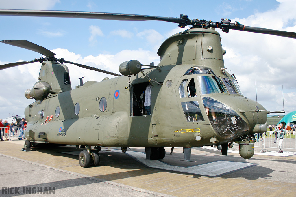 Boeing Chinook HC2 - ZA708 - RAF