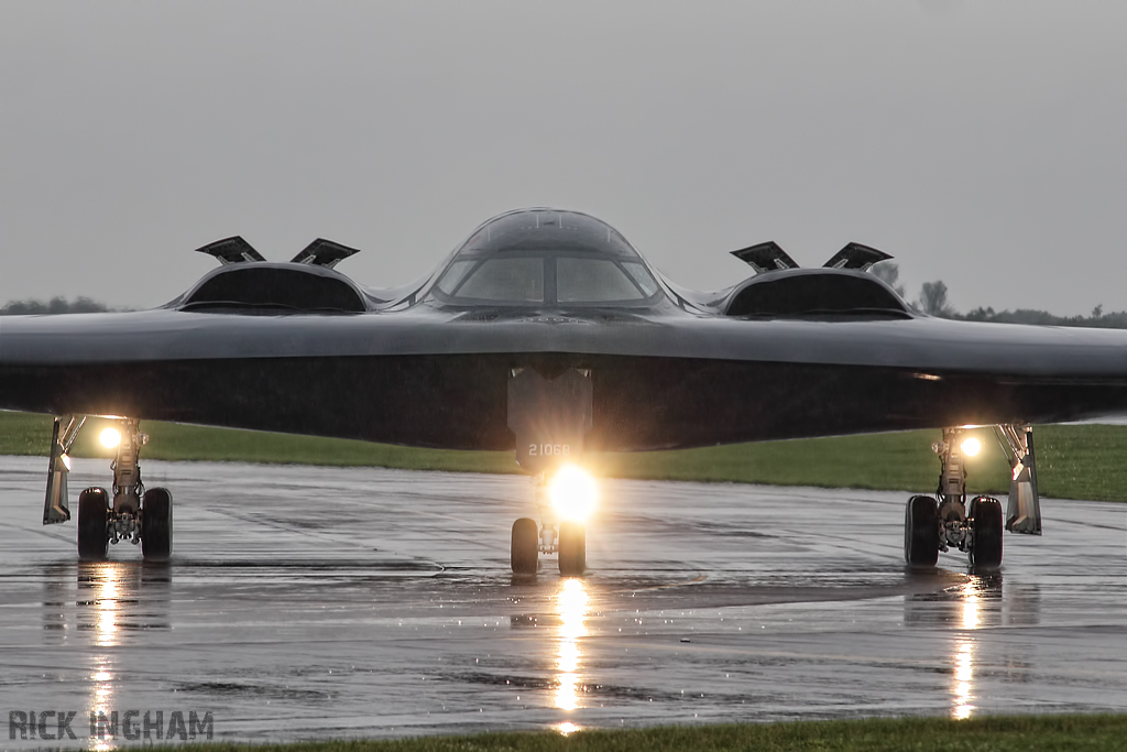 Northrop Grumman B-2A Spirit -  82-1068 - USAF | "Spirit Of New York"