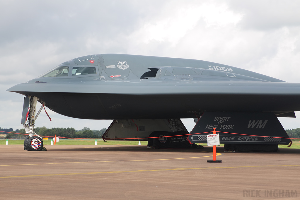 Northrop Grumman B-2A Spirit - 82-1068 - USAF