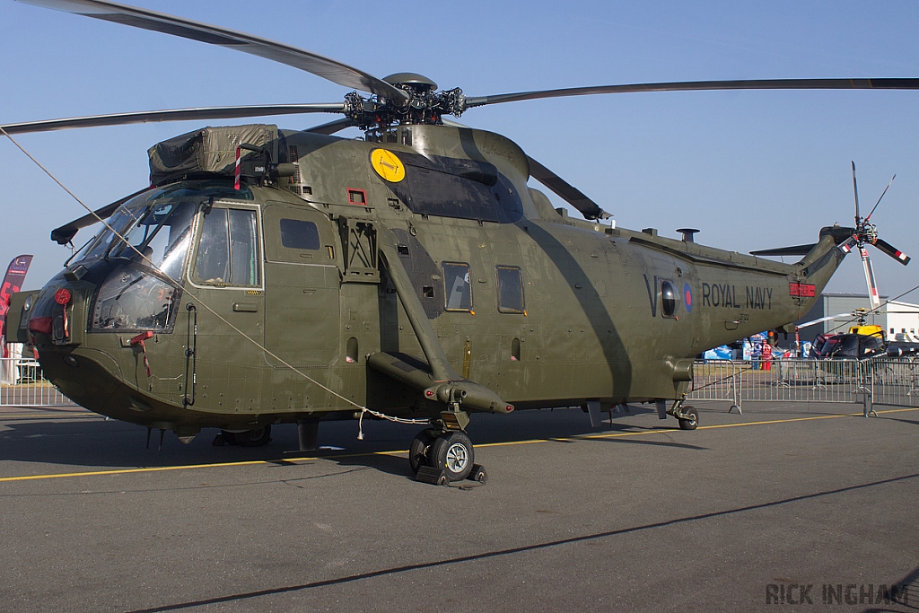 Westland Sea King HC4 - ZF122/V - Royal Navy