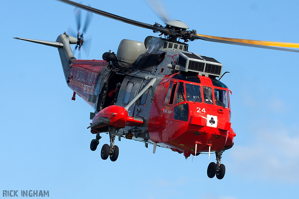 Westland Seaking HU5 - XZ920/24 - Royal Navy