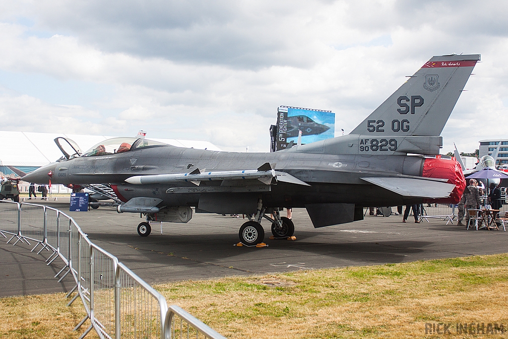 Lockheed Martin F-16C Fighting Falcon - 90-0829 - USAF