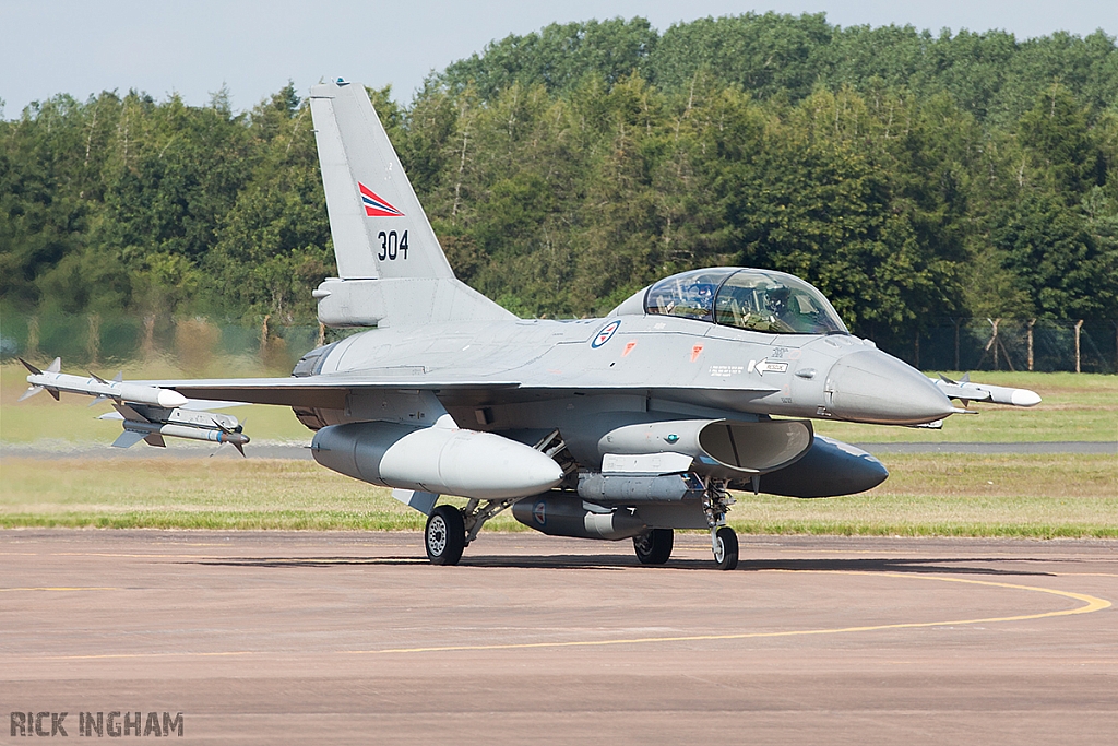 Lockheed Martin F-16BM Fighting Falcon - 304 - Norwegian Air Force