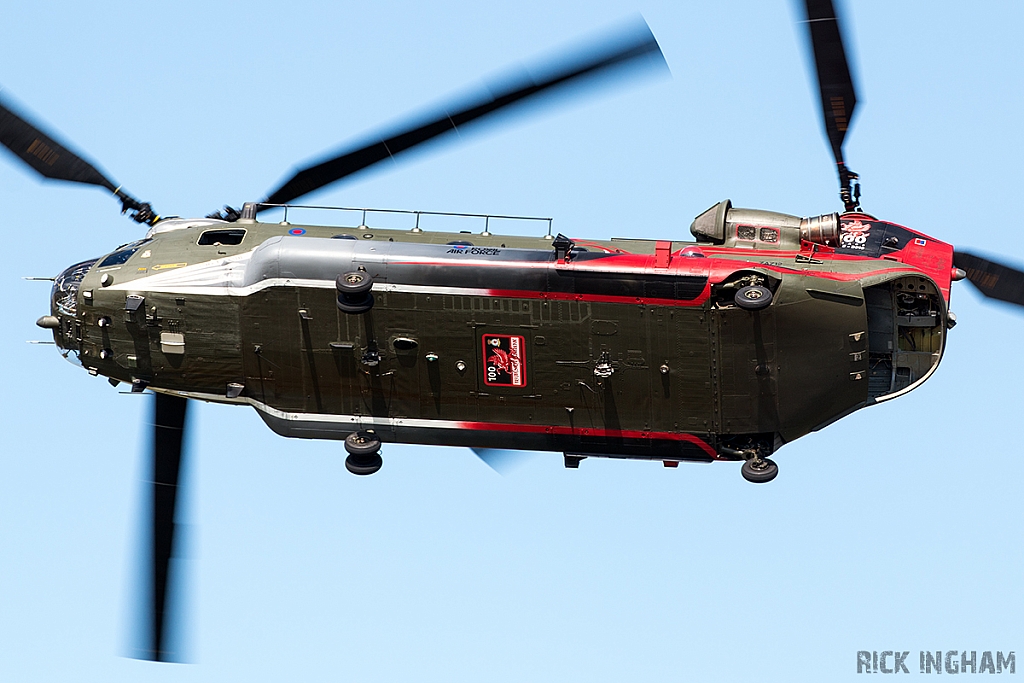 Boeing Chinook HC4 - ZA712 - RAF