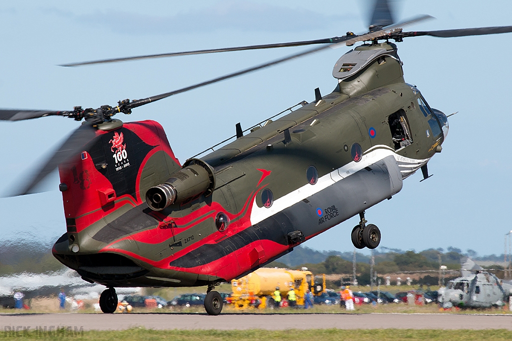 Boeing Chinook HC4 - ZA712 - RAF