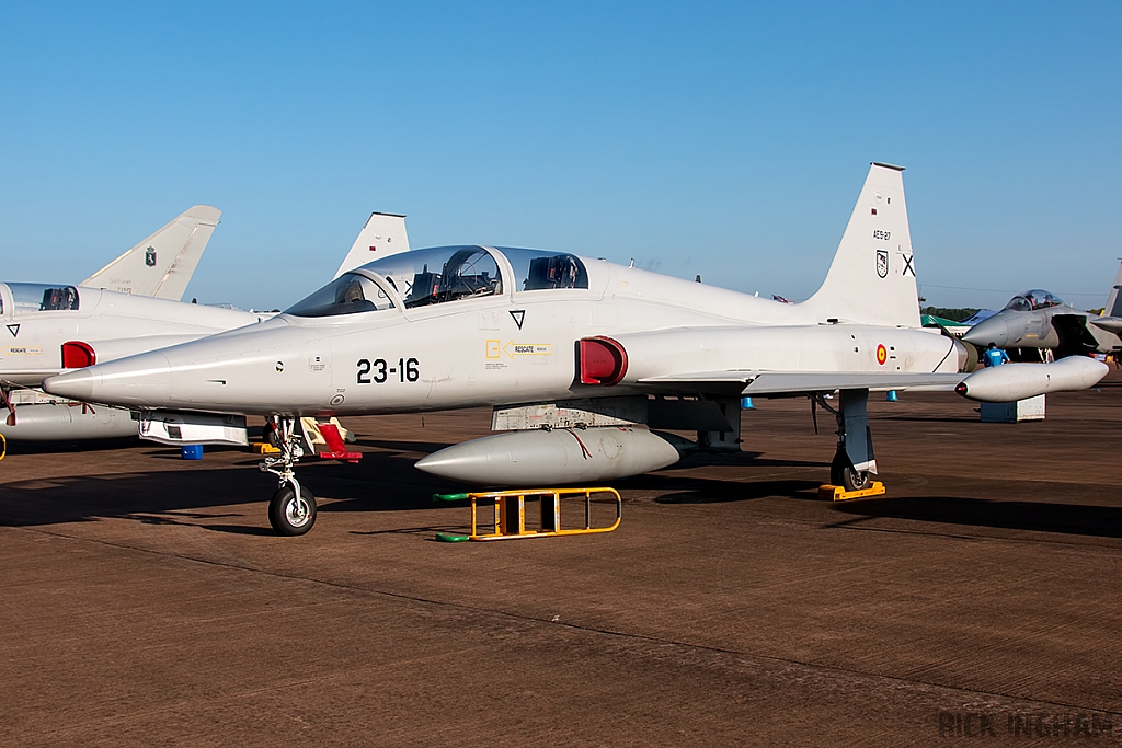 Northrop SF-5M Freedom Fighter - AE9-027/23-16 - Spanish Air Force