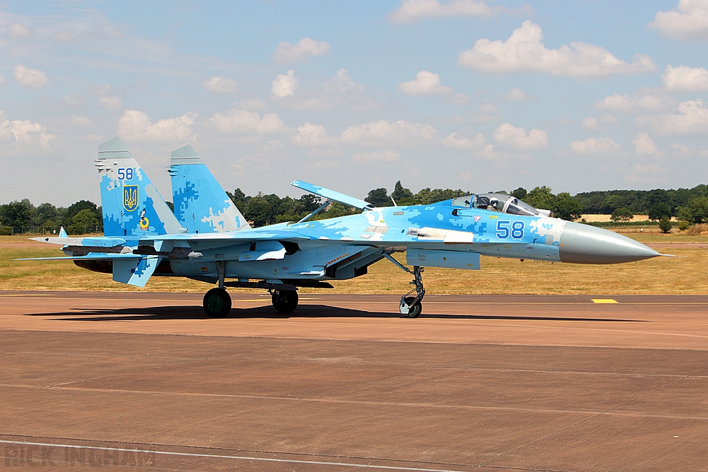 Sukhoi Su-27P Flanker - 58 Blue - Ukrainian Air Force