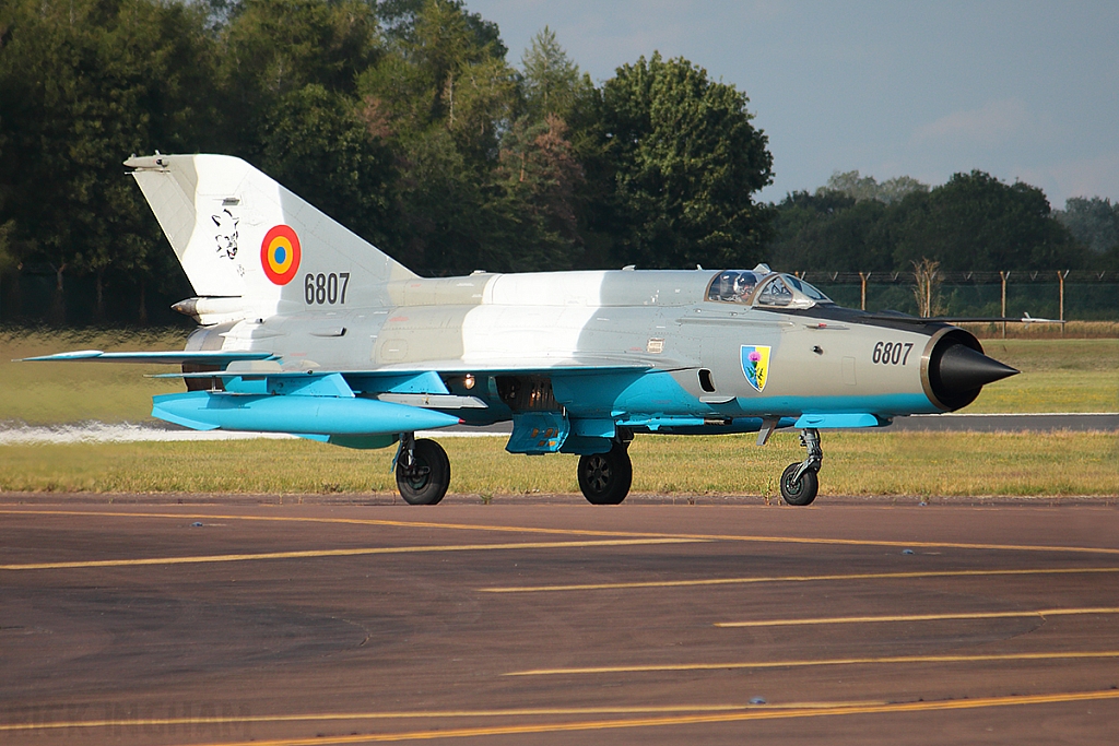 Mikoyan-Gurevich MiG-21 LanceR C - 9807 - Romanian Air Force